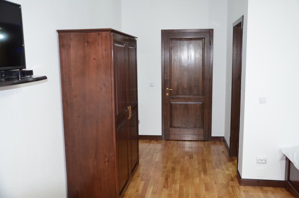 Pensiunea Zana Muntilor Piatra Fantanele Bagian luar foto