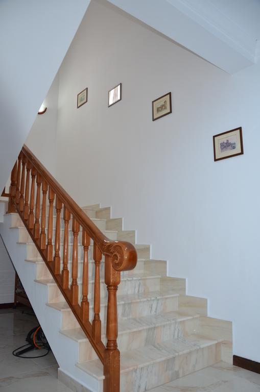 Pensiunea Zana Muntilor Piatra Fantanele Bagian luar foto