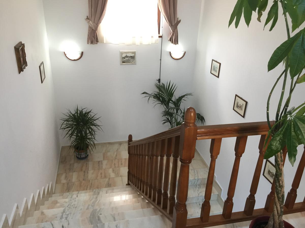 Pensiunea Zana Muntilor Piatra Fantanele Bagian luar foto