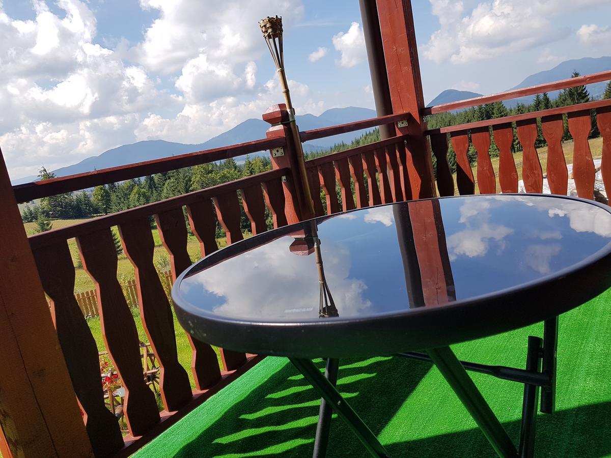 Pensiunea Zana Muntilor Piatra Fantanele Bagian luar foto